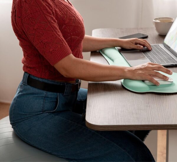 Postura correcta: Evita dolores de espalda con estos sencillos ajustes