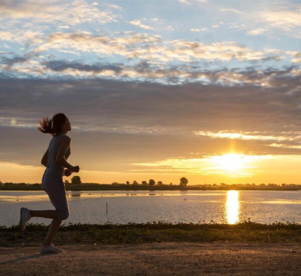 ¿Es mejor entrenar por la mañana o por la tarde? Pros y contras de cada opción