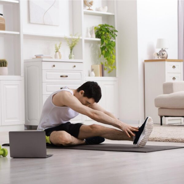 Cómo mantenerte activo durante las vacaciones sin ir al gimnasio